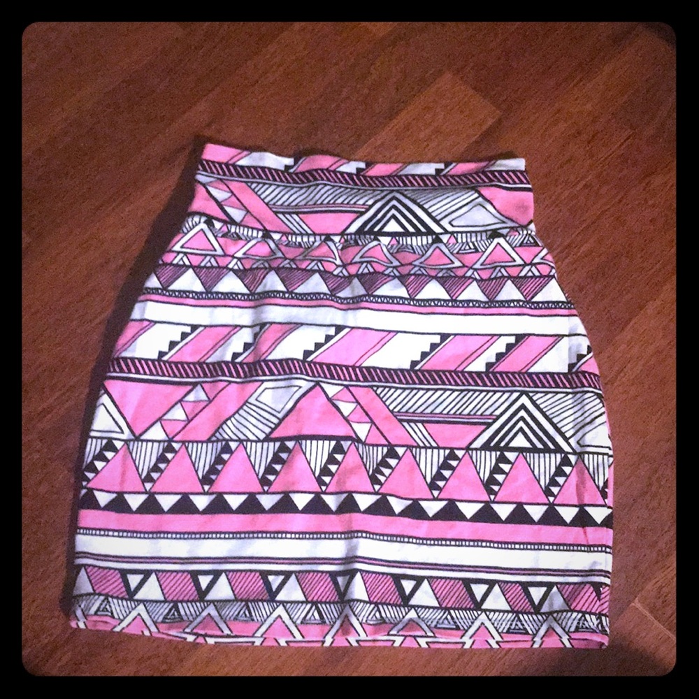 Aztec Print Victoria Secret Mini Skirt ❤️